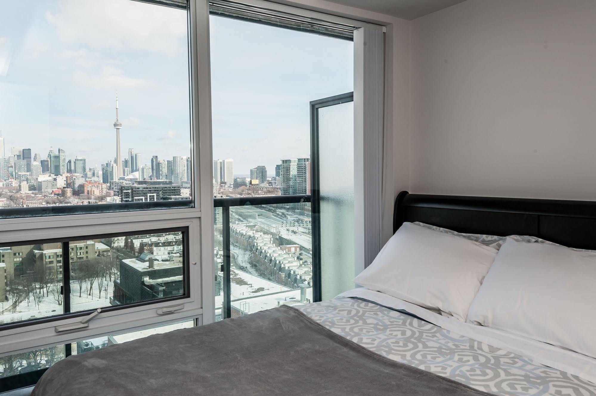 Soho 2 Bed | 2 Bath Cn Tower View Toronto Exterior foto
